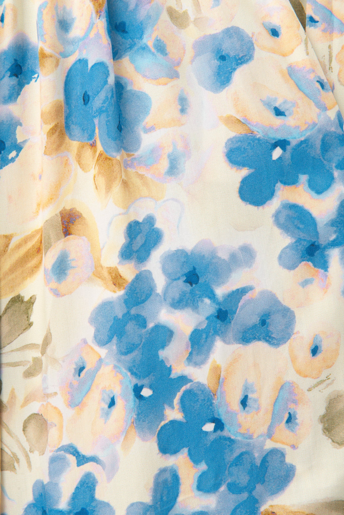 Tomassa FB261 - Blue Pansies