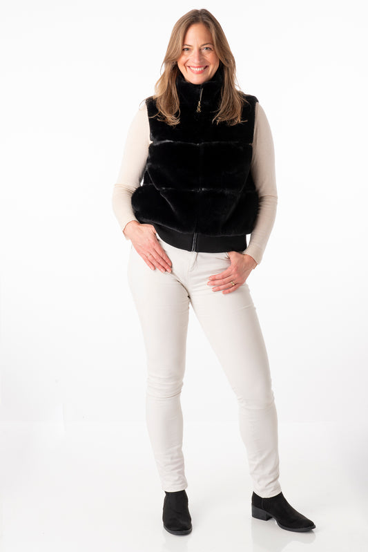 Valeria Black - PRE ORDER