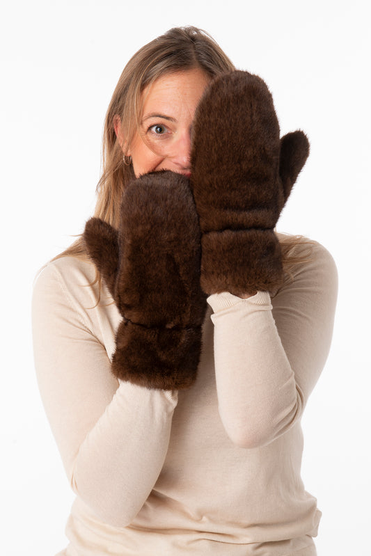 Ester Natural Brown- PRE ORDER