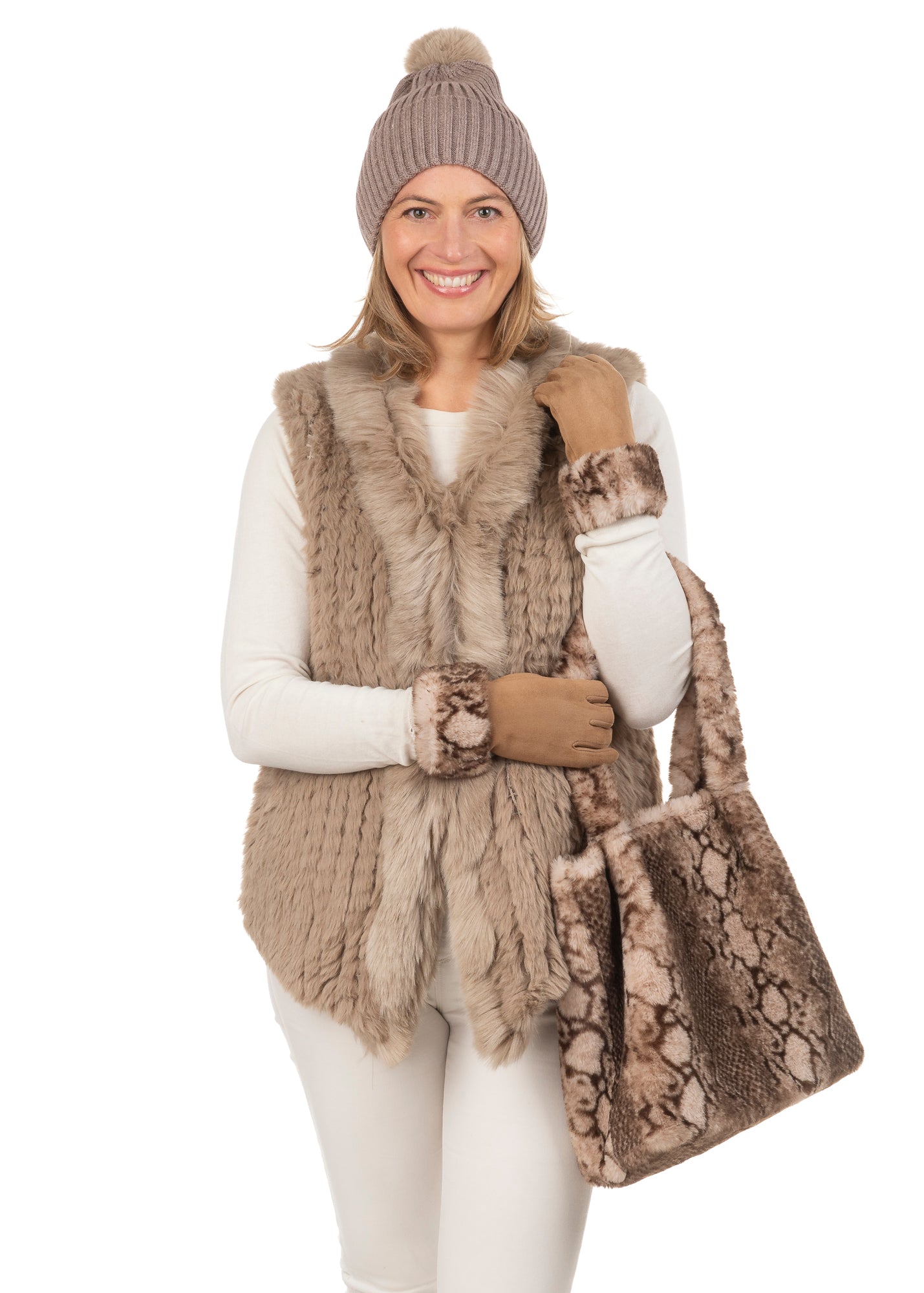 Calindra FB18 - Mocha Metallic Thread